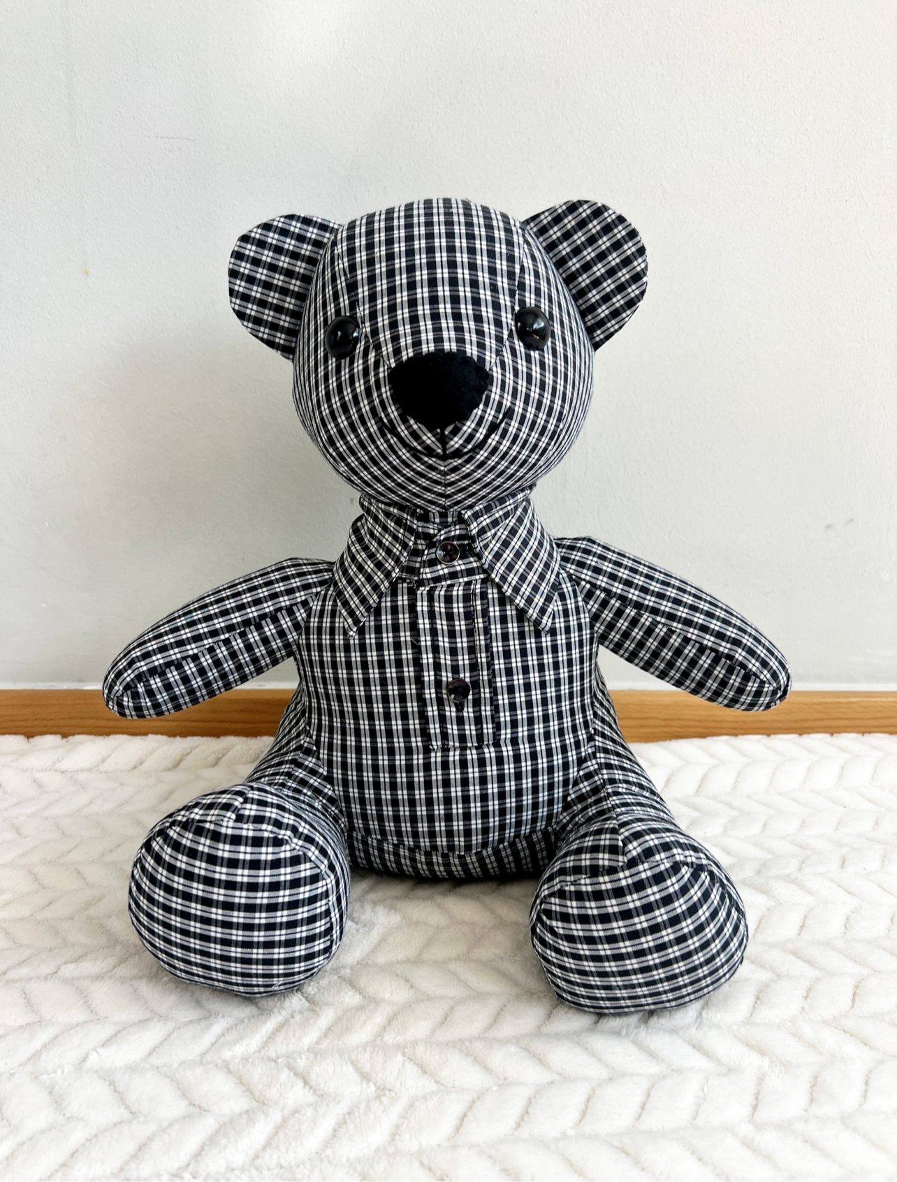 Memorial bear