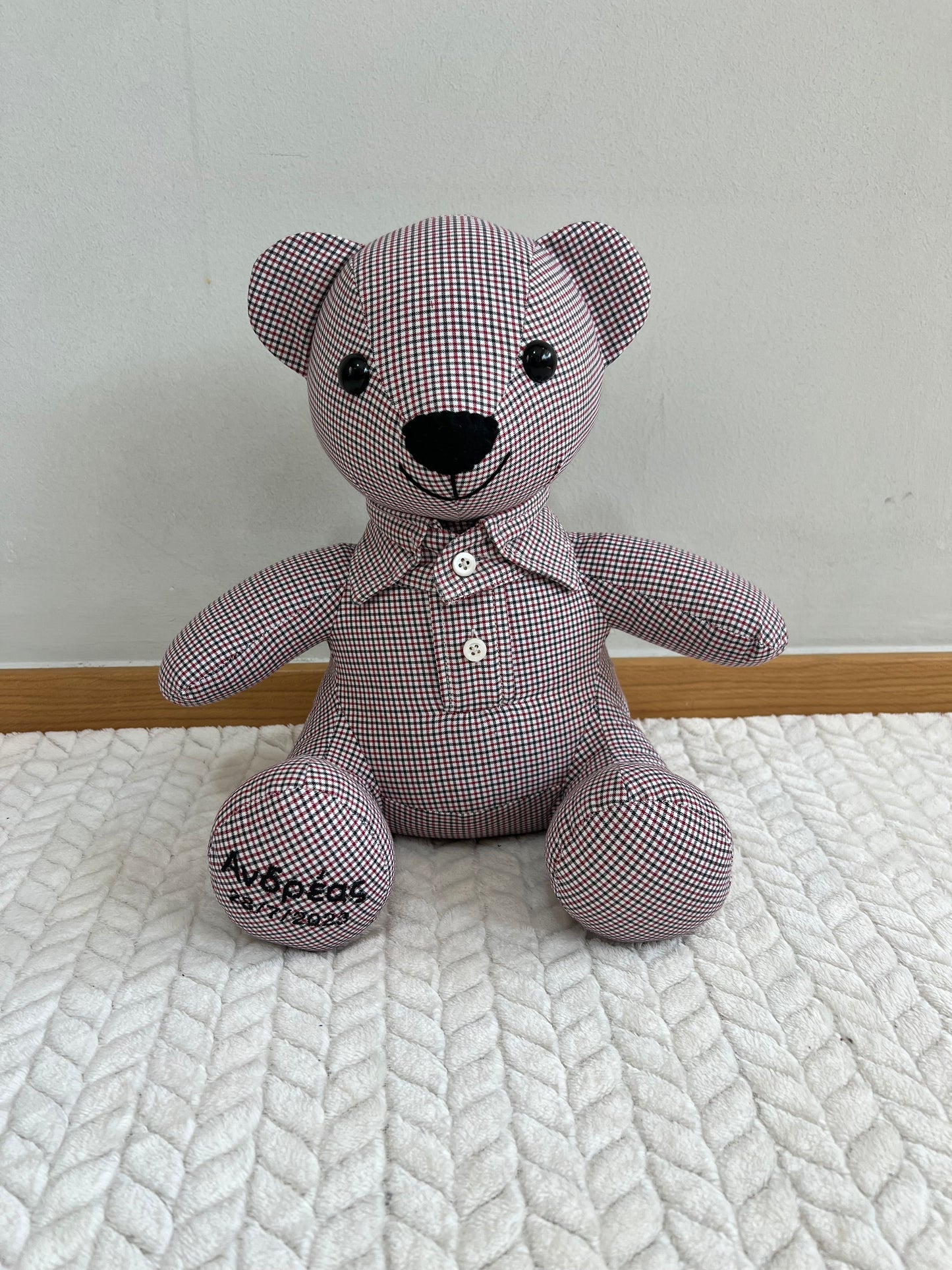 Memorial bear