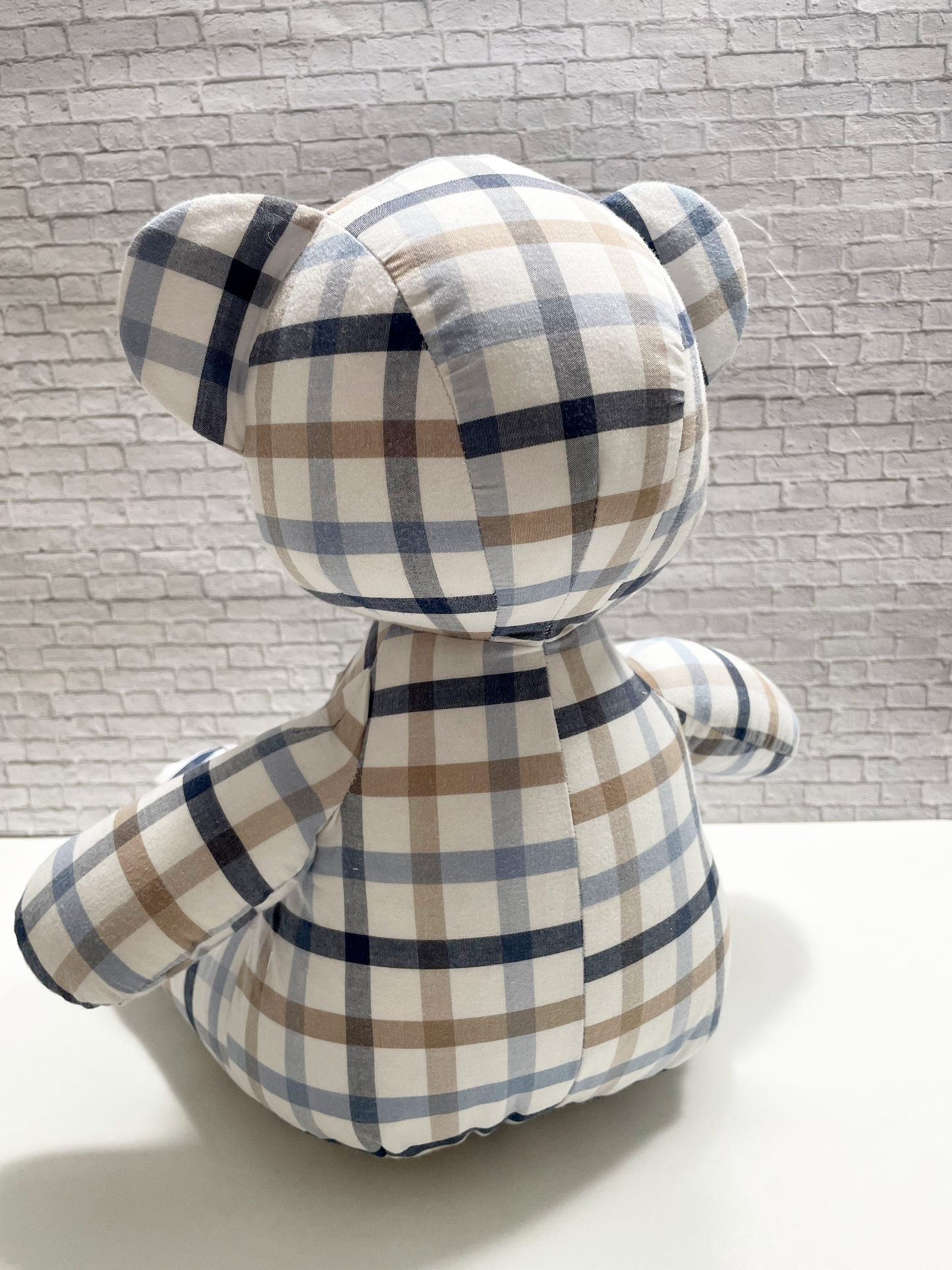 Memorial bear